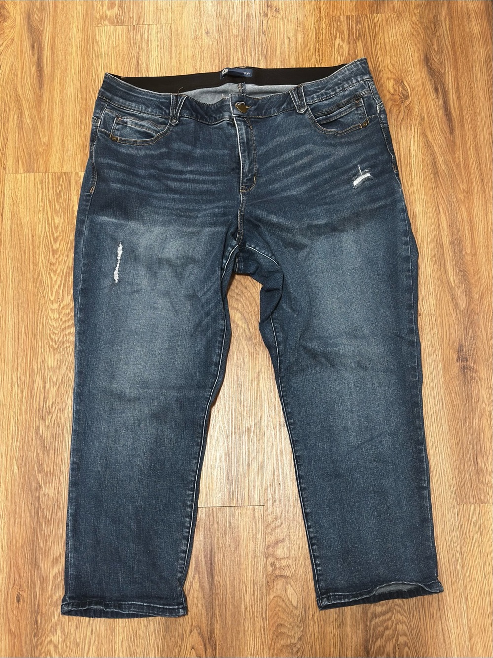 Democracy Women’s Dark Blue Distressed Cropped Jeans